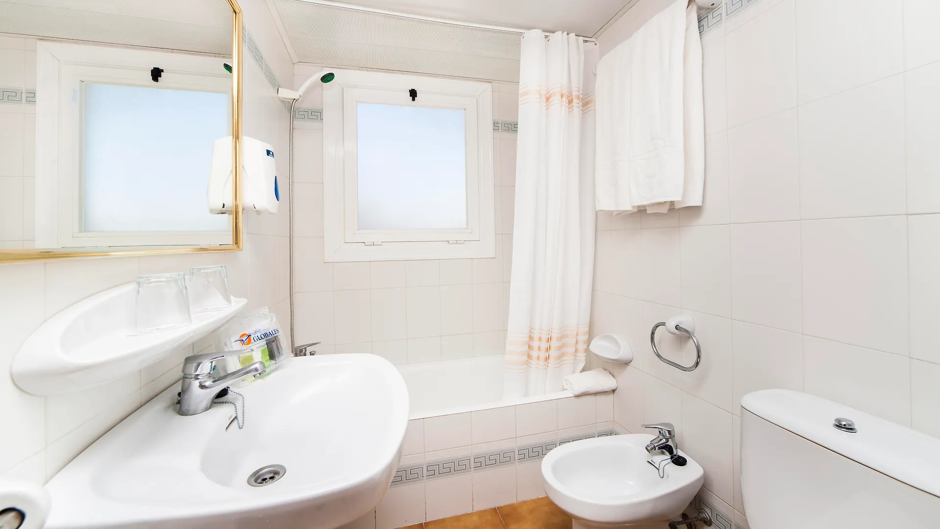 Apartment Globales Apartamentos Cala Vinas Only Adults 16
