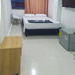 Acogedor Con Excelente Ubicacion D Habitación en casa particular Medellín